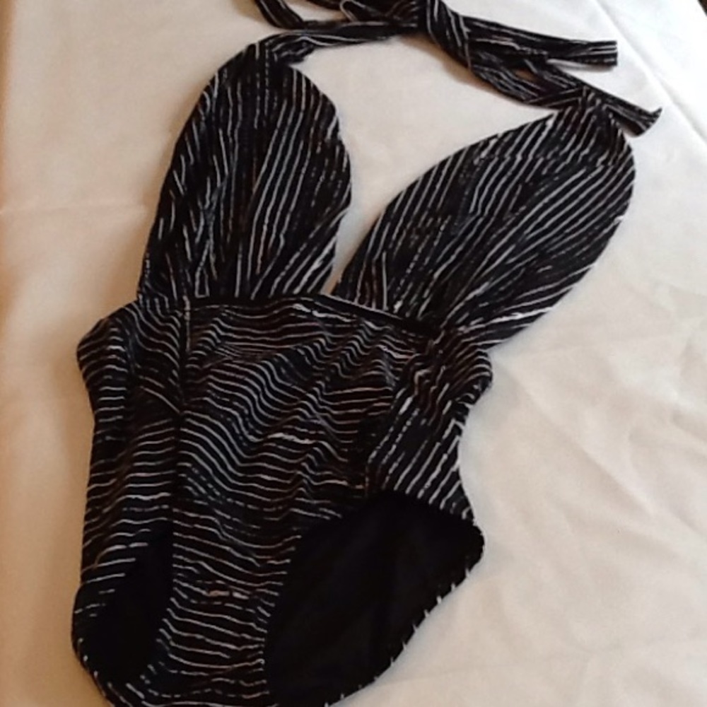 NWOT one piece swim suit